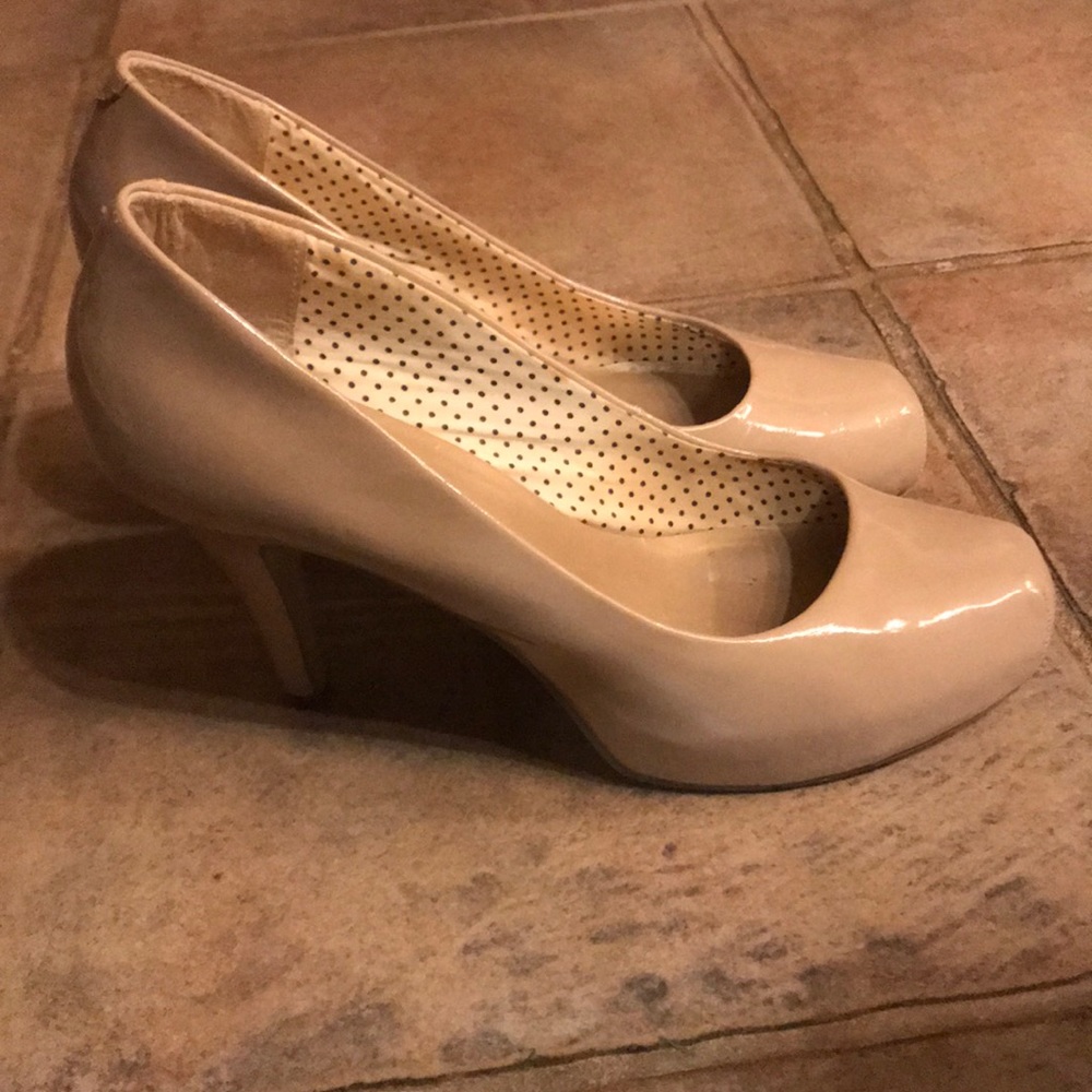 Steve Madden pumps